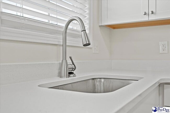 Building Photo - 1436 Alligator Rd