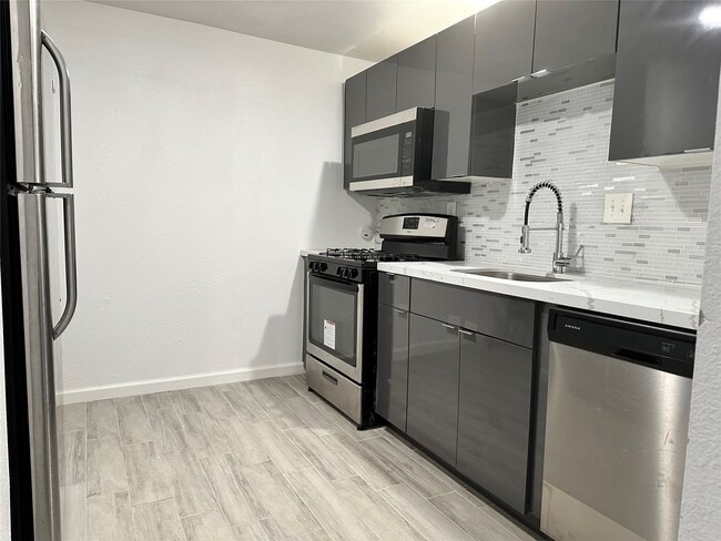 Building Photo - 4802 Elser St