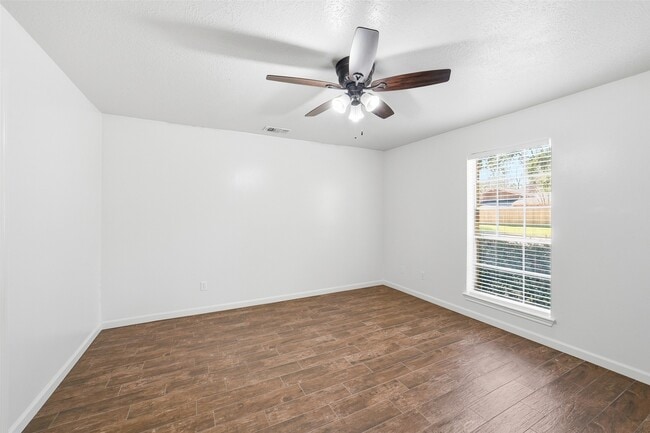 Building Photo - 1914 Abby Aldrich Ln