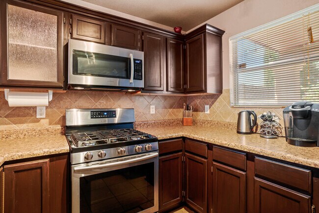 Building Photo - 5905 Redstone Mesa Ct