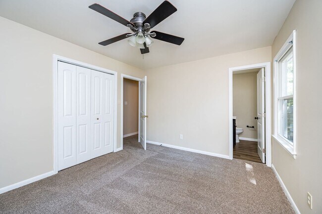 Building Photo - Chesterfield Ranch Home Available