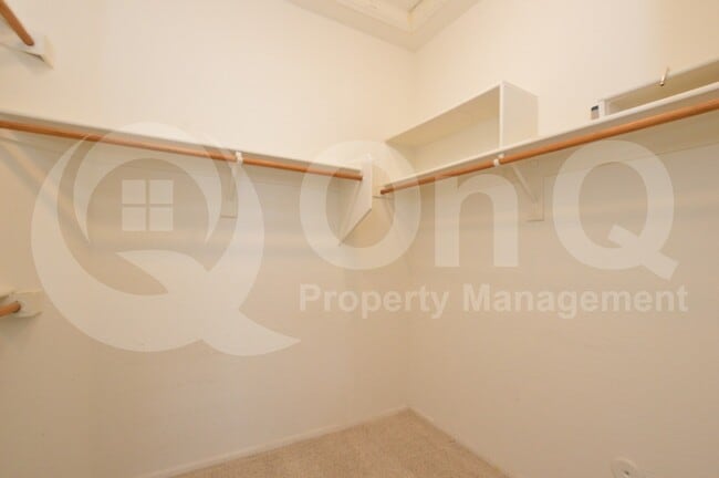 Building Photo - 3371 E Canary Way