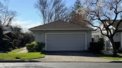 Building Photo - Gorgeous 2BD/2BA, Single-Story TH in Crow Canyon Country Club, Danville- Available NOW!