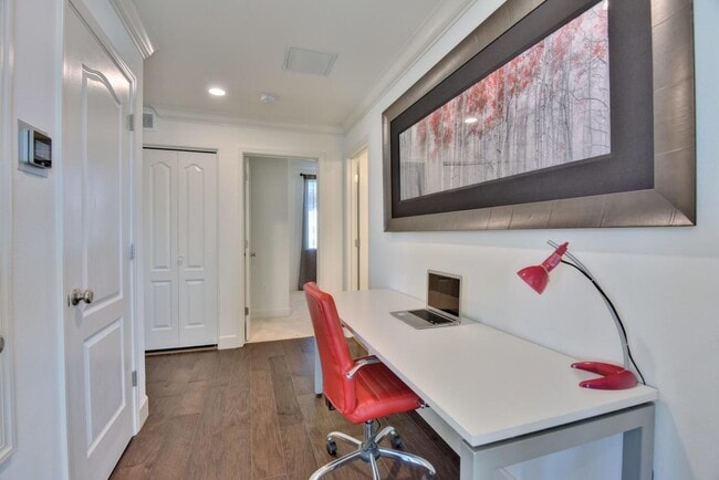 Building Photo - 3089 Valley of Hearts Delight Pl