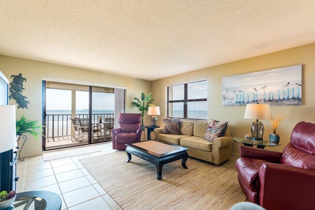 Building Photo - 545 Garfield Ave