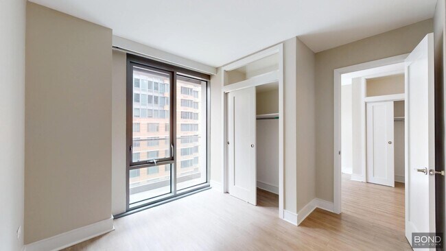 Building Photo - 237 E 34th St