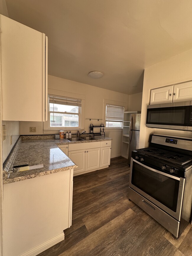 Kitchen - 2310 3rd St