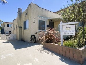 Building Photo - 951-951 W 18th St