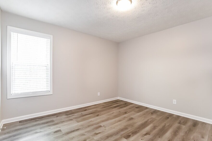 Building Photo - 3130 Sentinel Pkwy