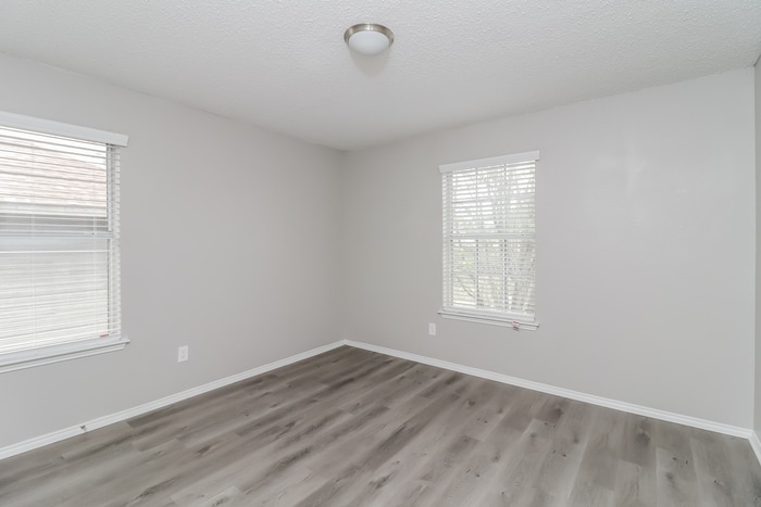 Building Photo - 426 Kimmel Dr