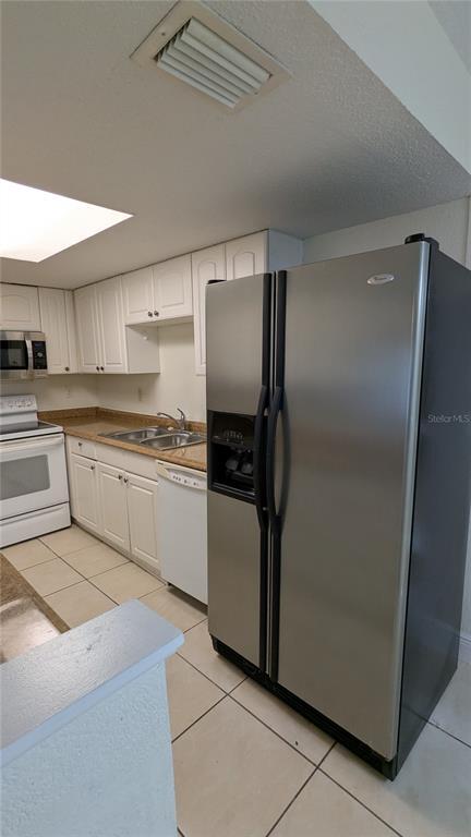 Building Photo - 874 Dolphin Ave NW