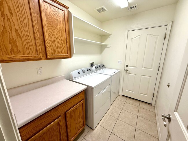 Building Photo - Available Now- Great 3 Bedroom Home in the Ranch at Long Mountain subdivision with Solar!