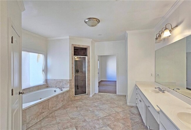 Building Photo - 195 Beracah Walk