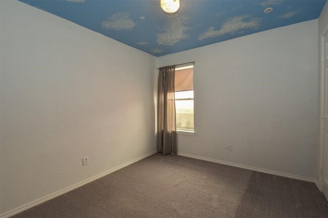 Building Photo - 16122 Speyburn Ct