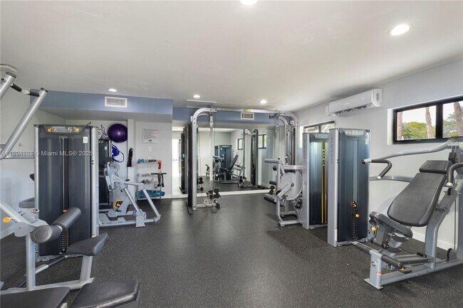 Building Photo - 7725 SW 86th St