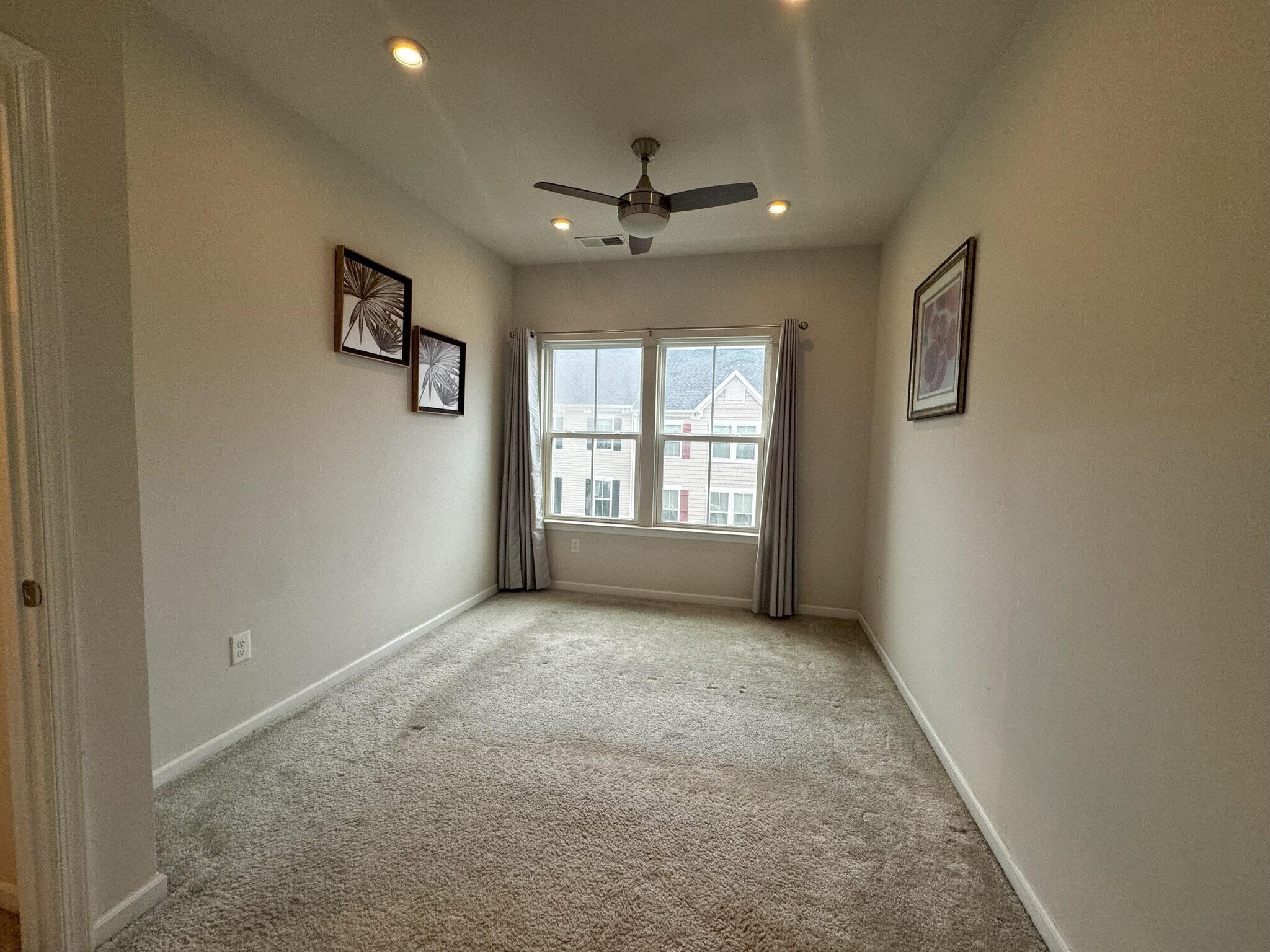 2nd Bedroom - 406 Blue Welsh St