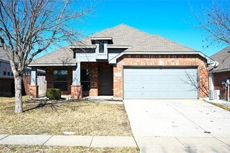 Building Photo - 2204 Rockport Dr