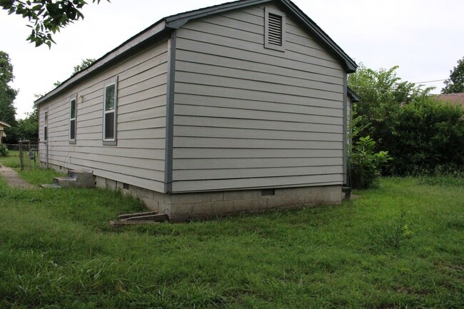 Building Photo - Spacious House for Rent in the Heart of Tu...