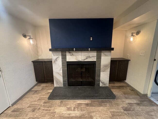 Building Photo - Spacious 3 Bed 2 Bath in the heart of Littleton