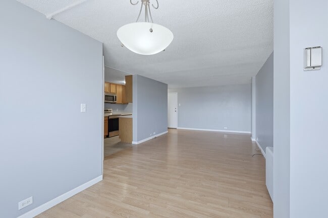 Building Photo - 2225 Buchtel Blvd S