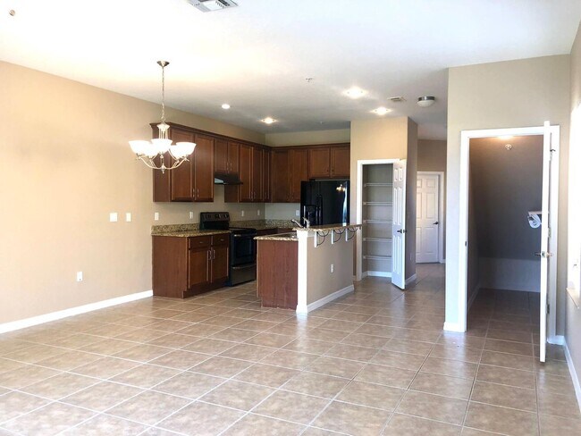 Building Photo - Move IN SEPTEMBER! Beautiful views- Corner...