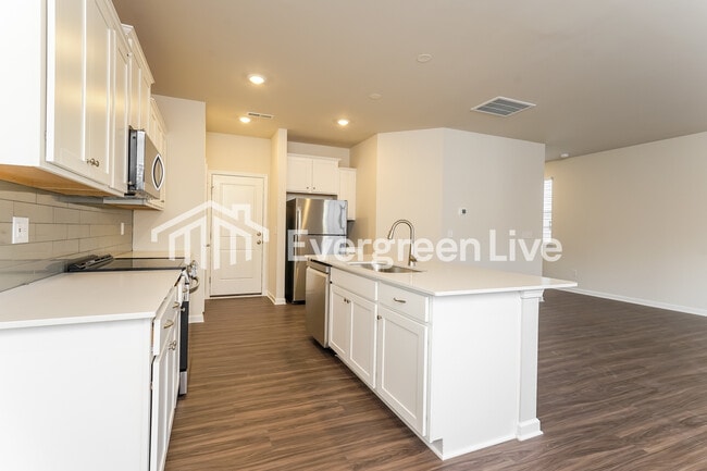 Building Photo - 822 Pear Blossom Ct