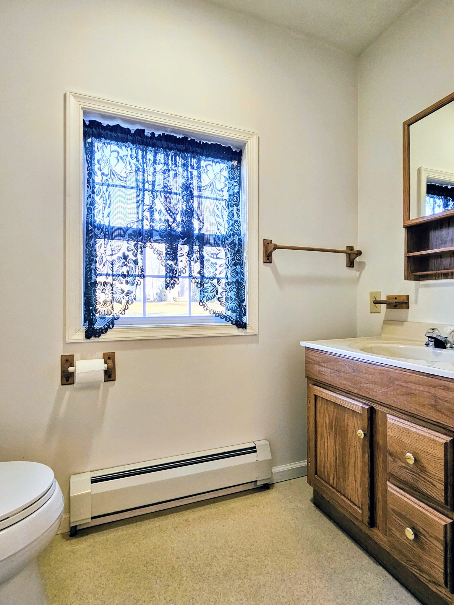 Building Photo - 461 W Main Ave