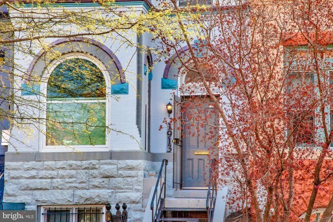 Building Photo - 1913 13th St NW