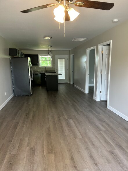 Building Photo - 222 State Rd S-42-941