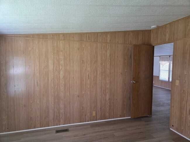 Building Photo - 4122 Topaz St