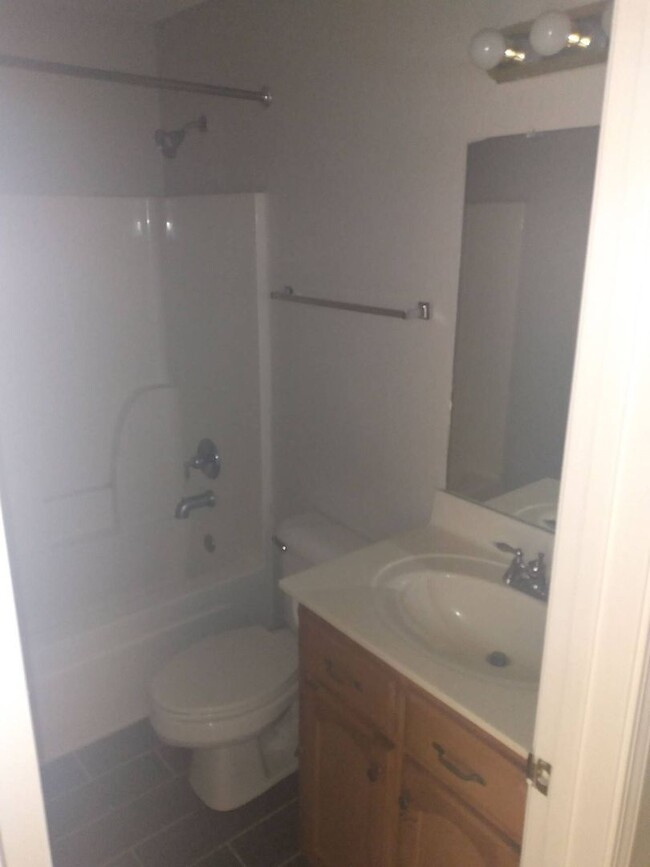 Building Photo - 4 Success Realty is now offering this Ador...