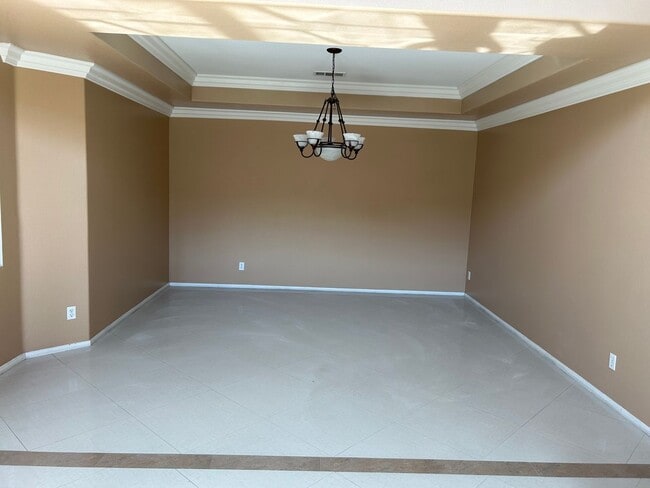 Building Photo - Spacious 5-Bedroom Home with Stunning Views