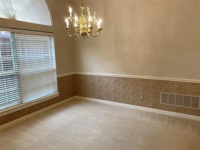 Building Photo - 619 Sunningdale