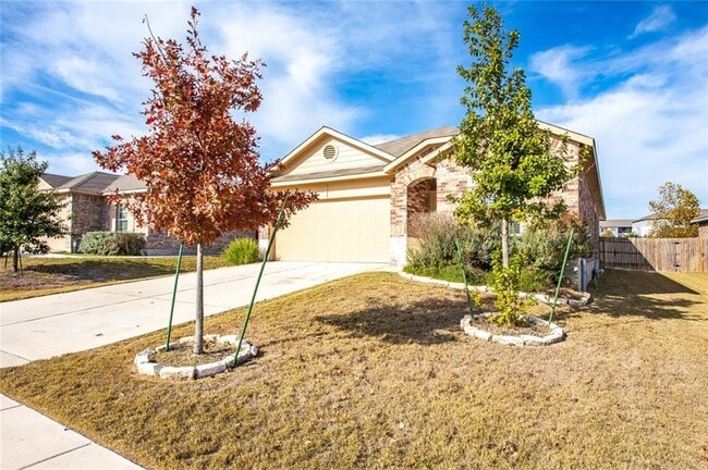 Building Photo - 607 Brashear Ln