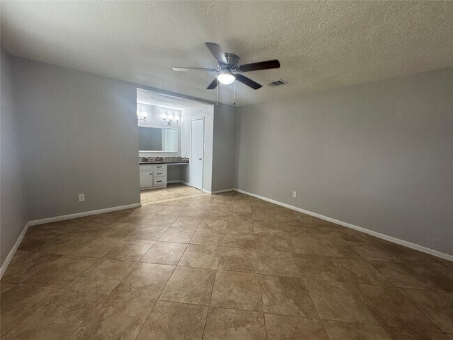 Building Photo - 226 Black Rock Rd