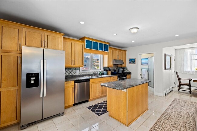 Building Photo - 23 Oceanside Dr