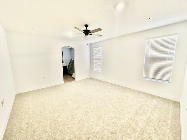 Building Photo - 5-Bedroom Lennar in Riverstone Community