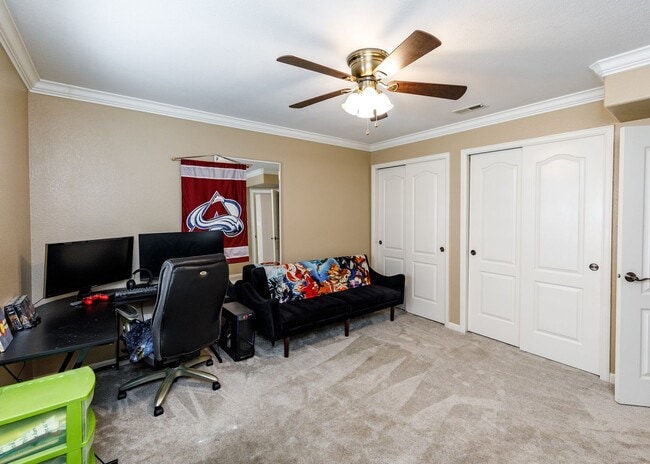 Building Photo - 3615 Oak Meadow Dr