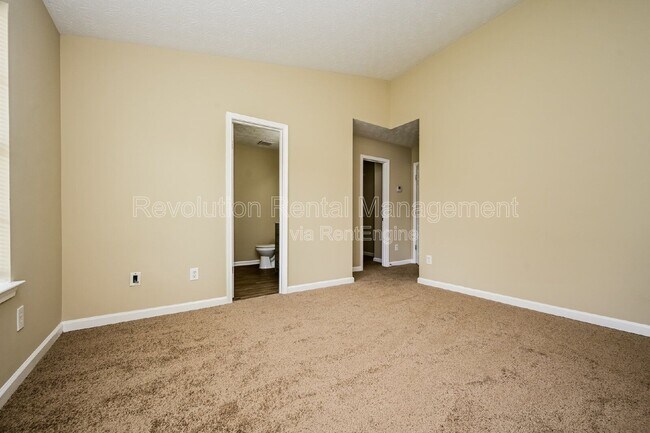 Building Photo - 2923 Vining Ridge Terrace