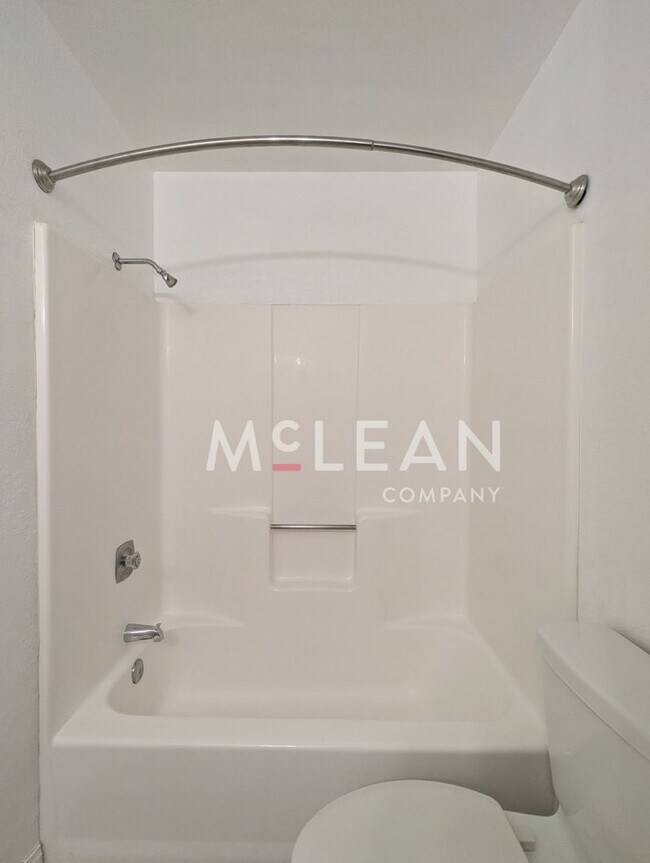 Building Photo - **Charming Unfurnished Condo in Palm Sprin...