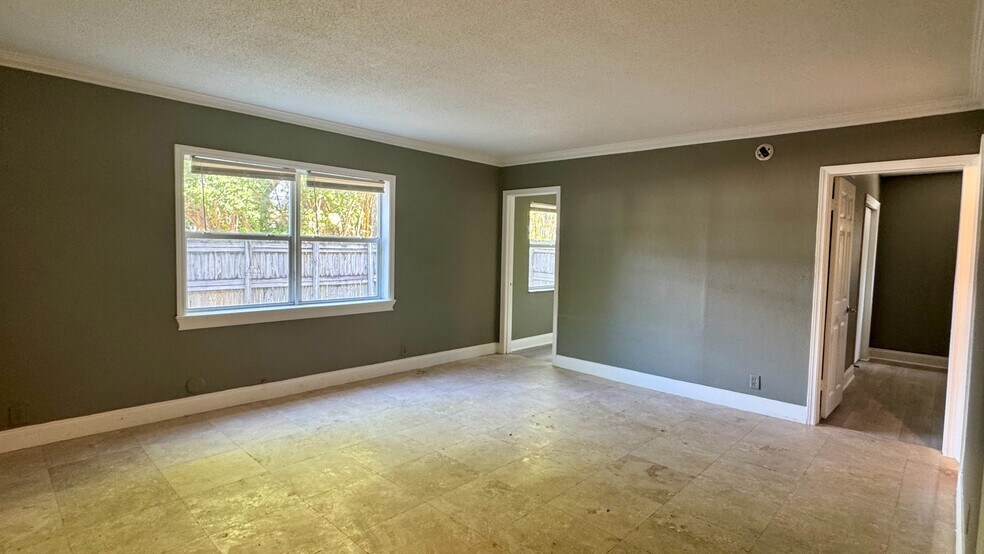 Living room - 1429 SW 9th St