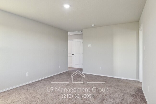 Building Photo - 10546 Varmus Dr