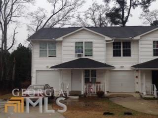 Primary Photo - Cute Townhouse in Conyers!