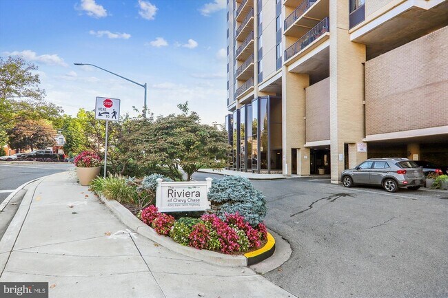 Building Photo - 4242 East-West Highway Unit 420