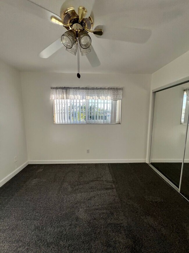 Building Photo - Spacious 2-Story House in Whittier
