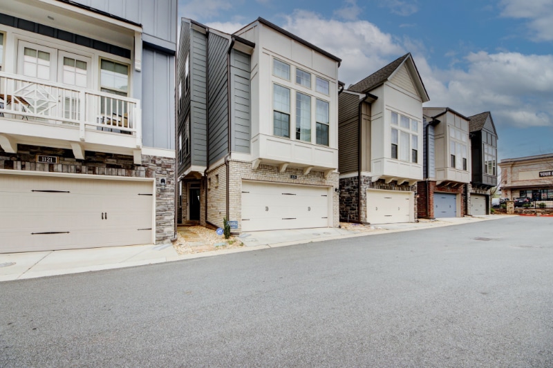 Building Photo - 1125 Kirkland Circle