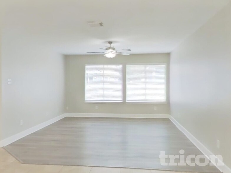 Building Photo - 18835 Atasca Oaks Dr