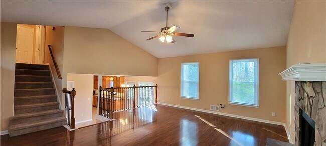 Building Photo - 200 Wayside Dr