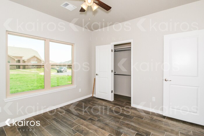 Building Photo - 2700 Atlanta Dr