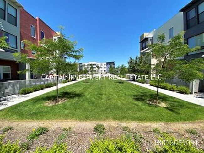 Building Photo - 4943 W Daybreak Pkwy